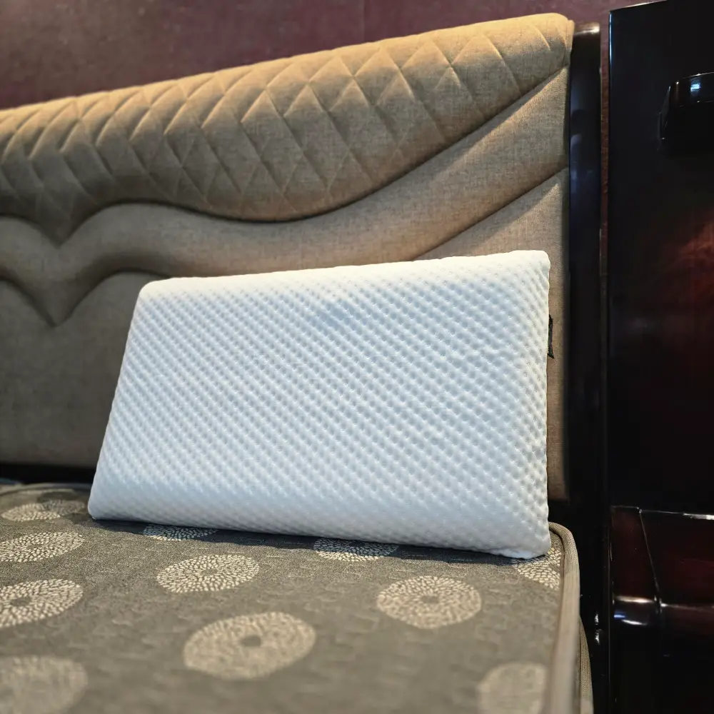 Orthopedic memory foam pillow for neck support